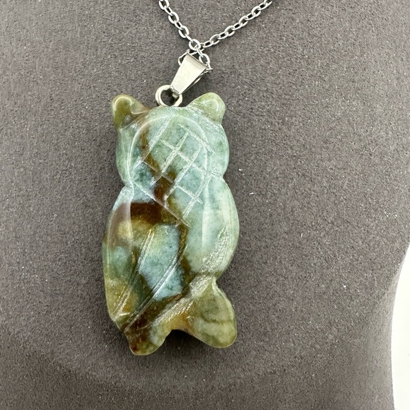 Ocean Jasper Owl Pendant Necklace on Silver Copper Chain - Picture 4 of 14